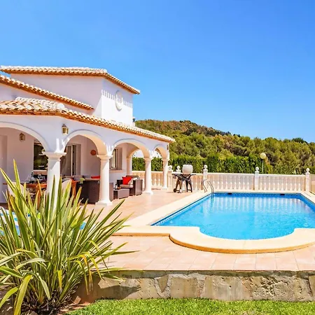 Villa Elemed By
